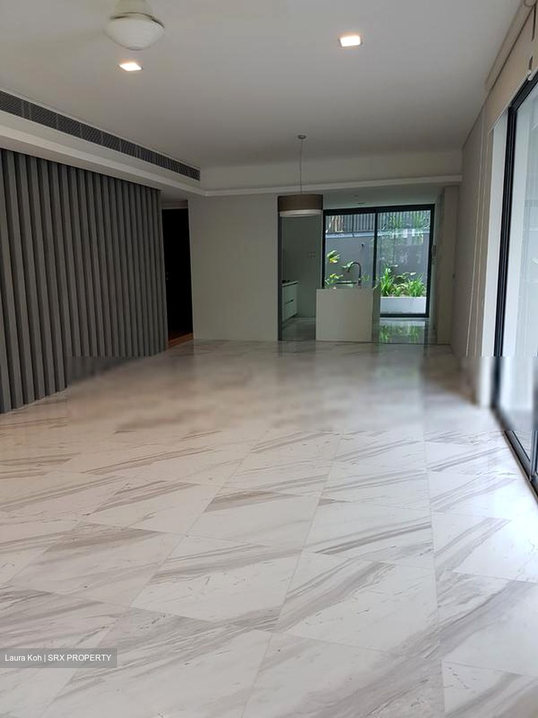 Illoura (D10), Terrace #411474441